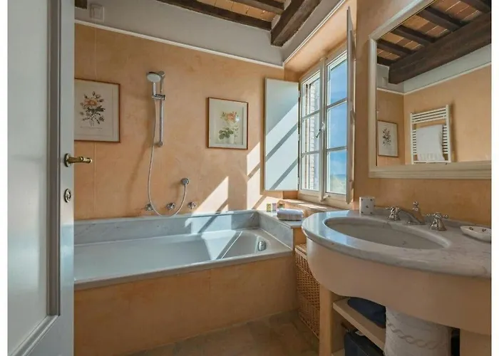 Marlia 10 Вилла