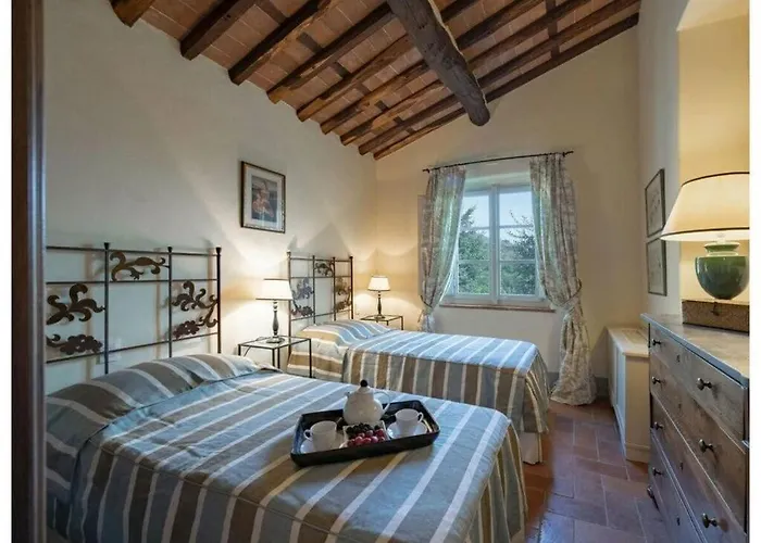 Marlia 10 * Лукка